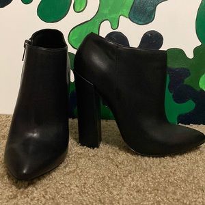 Black Aldo Leather Ankle Boot